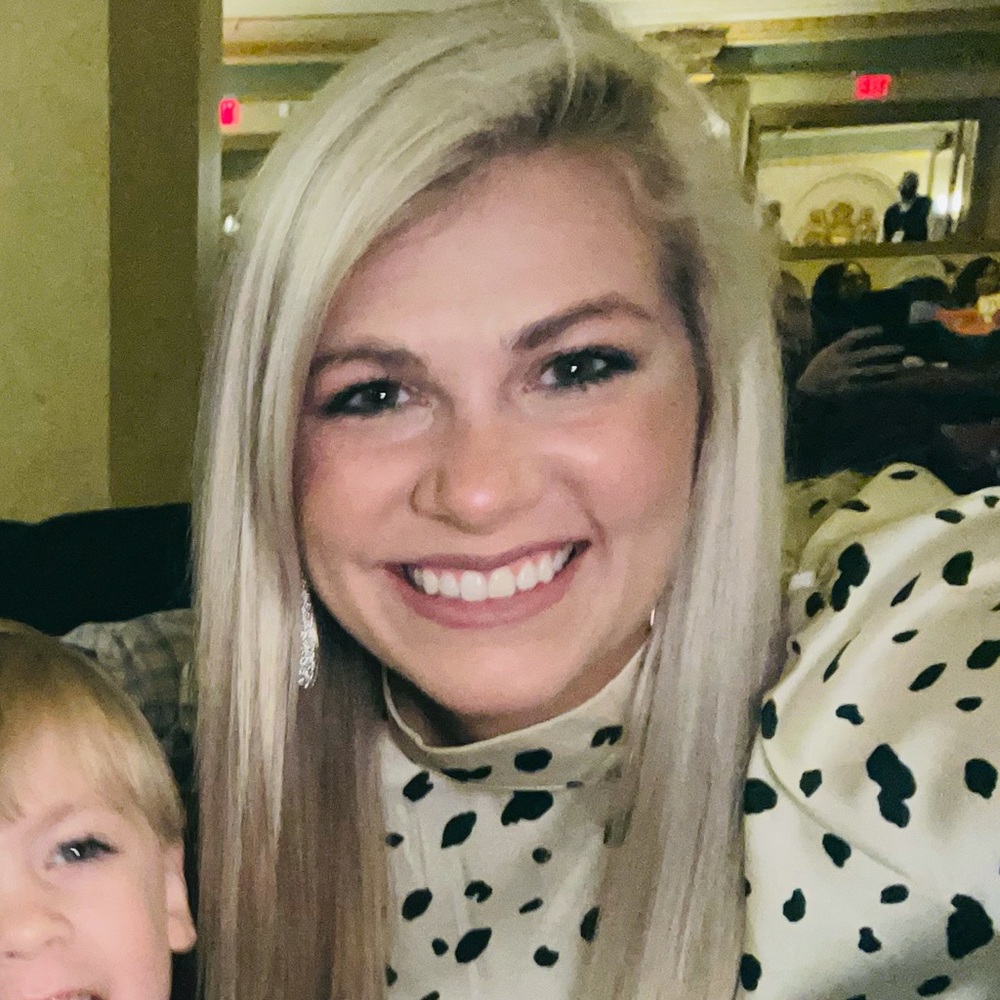 Meet your Posher, Victoria